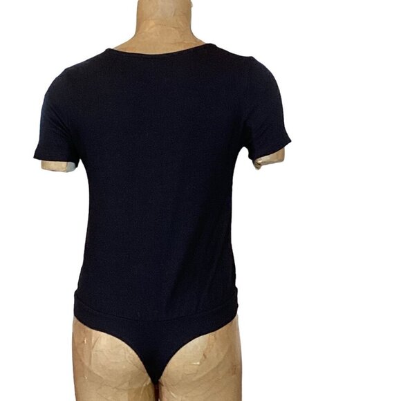 Pleione Short Sleeve V-Neck Bodysuit Top S Stretch Ribbed Knit Black 284G - Picture 5 of 8